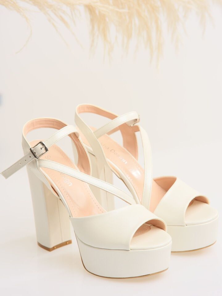 Alin Gelin Ayakkabısı